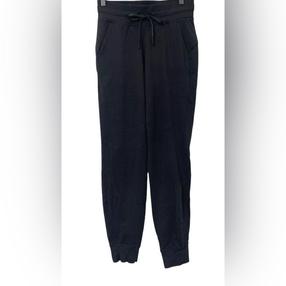 Lululemon women's black ready to rulu jogger size 2 with tie